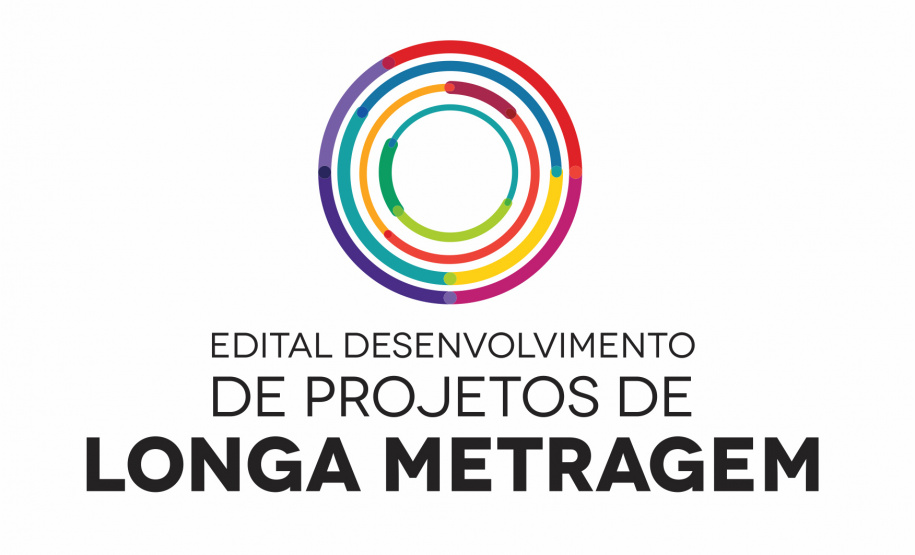 A Secretaria de Estado da Comunicação Social e da Cultura (SECC), por meio da Superintendência-Geral da Cultura, lança o Edital Prêmio Incentivo ao Desenvolvimento de Longas-Metragens Paranaenses, que irá premiar com recursos da Lei Aldir Blanc 2021 propostas de desenvolvimento de projetos de longas-metragens de ficção (live action ou animação), inéditos, de produtoras audiovisuais paranaenses independentes. Foto:SECC