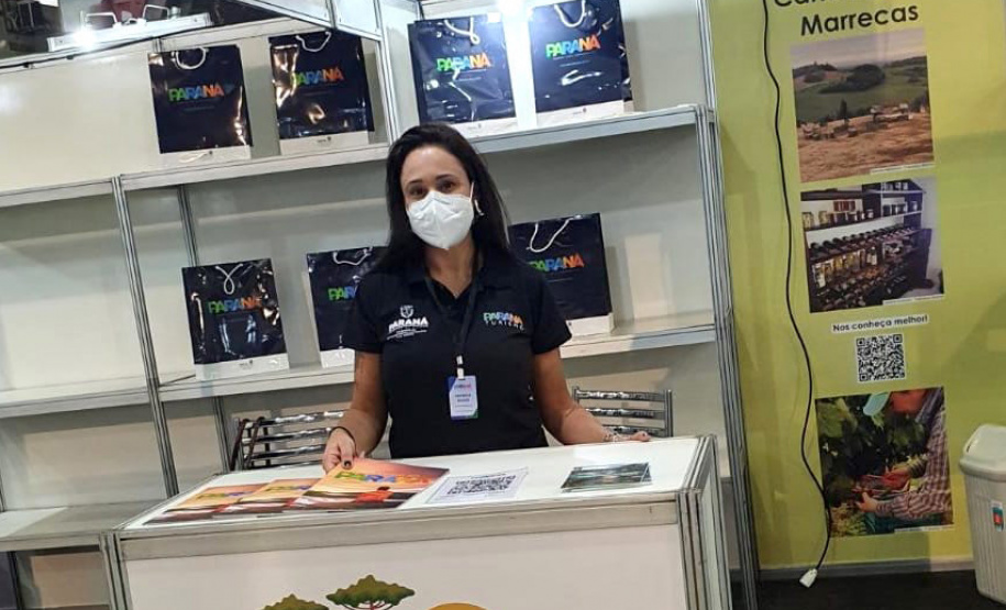 O Estado do Paraná foi representado na 28ª Agrinordeste, tradicional feira realizada em Recife (PE), que termina nesta sexta-feira (08). O evento é uma oportunidade para a atração de mais turistas ao Estado, especialmente no turismo rural e no enoturismo, principais destaques paranaenses na feira. -  Curitiba, 07/10/2021  -  Foto: Paraná Turismo