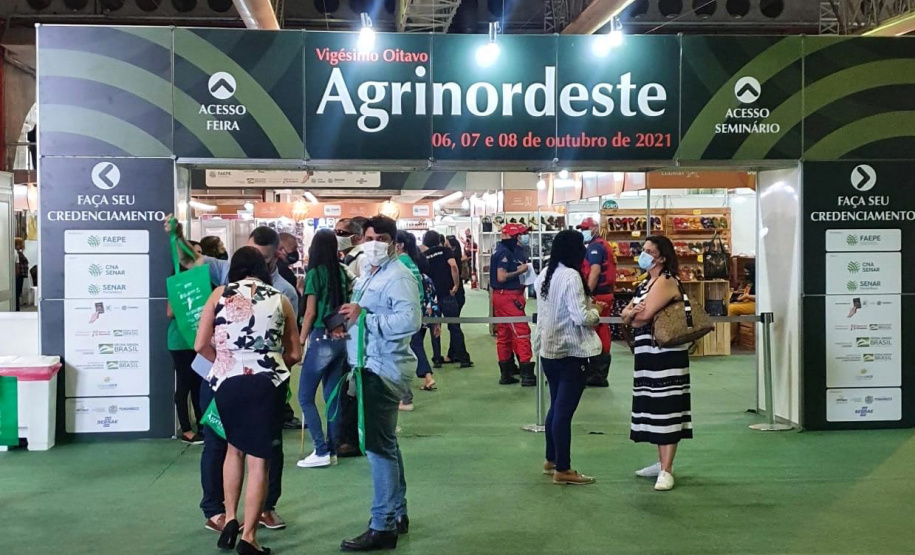 O Estado do Paraná foi representado na 28ª Agrinordeste, tradicional feira realizada em Recife (PE), que termina nesta sexta-feira (08). O evento é uma oportunidade para a atração de mais turistas ao Estado, especialmente no turismo rural e no enoturismo, principais destaques paranaenses na feira. -  Curitiba, 07/10/2021  -  Foto: Paraná Turismo