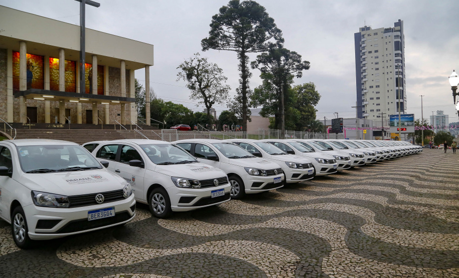 O governador em exercício Darci Piana anunciou nesta quinta-feira (07) novos investimentos para Francisco Beltrão, no Sudoeste do Paraná. As ações do Governo do Estado contemplam equipamentos para a saúde, a pavimentação de 51 vias urbanas e o lançamento do edital de licitação para a construção de uma Delegacia Cidadã na cidade. -  Francisco Beltrão, 07/10/2021  -  Foto: Gilson Abreu/AEN