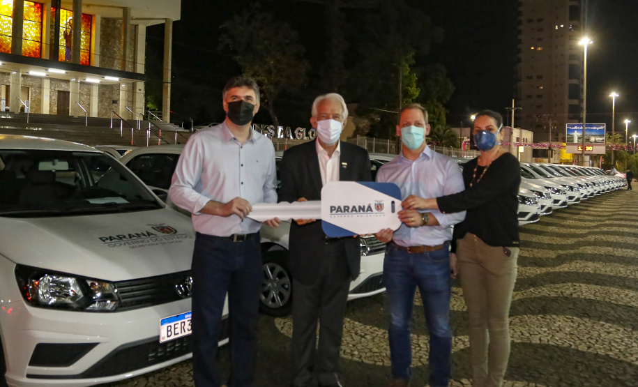 O governador em exercício Darci Piana anunciou nesta quinta-feira (07) novos investimentos para Francisco Beltrão, no Sudoeste do Paraná. As ações do Governo do Estado contemplam equipamentos para a saúde, a pavimentação de 51 vias urbanas e o lançamento do edital de licitação para a construção de uma Delegacia Cidadã na cidade. -  Francisco Beltrão, 07/10/2021  -  Foto: Gilson Abreu/AEN