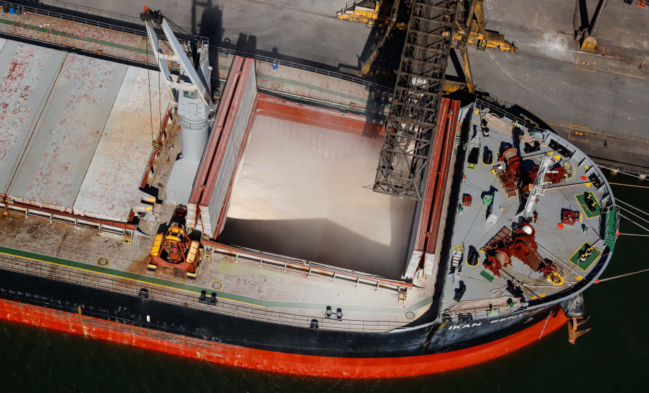 Portos do Paraná fecham setembro com um volume de 44,5 milhões de cargas movimentadas no ano. Foto: Rodrigo Felix Leal/SEIL