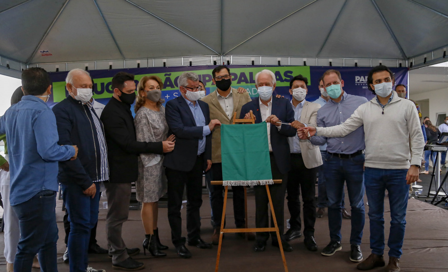 Governador em exercício Darci Piana visita a UPA em Palmas  -  Palmas, 08/10/2021  -  Foto: Gilson Abreu/AEN