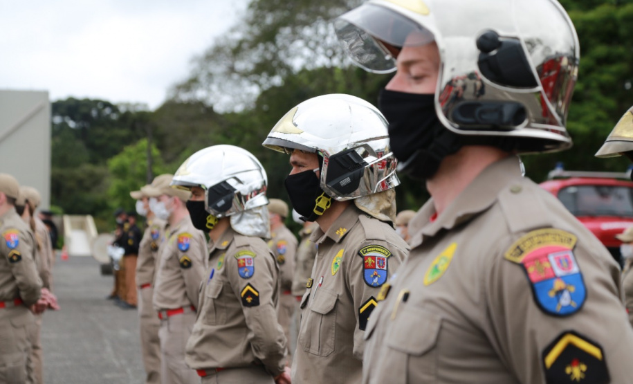 Conhecer o passado, analisar o presente e projetar o futuro é o que move o Corpo de Bombeiros do Paraná, que nesta sexta-feira (08/10) completa 109 anos de história