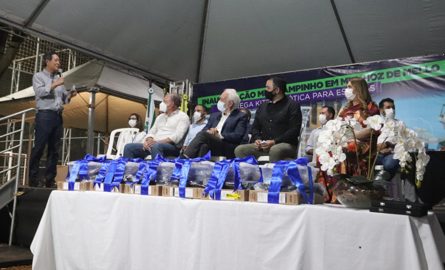 No evento de inauguração do Meu Campinho, o governador em exercício também fez o repasse de kits de robótica do Governo do Estado ao município. Foto: Gustavo Pontes/SEDU