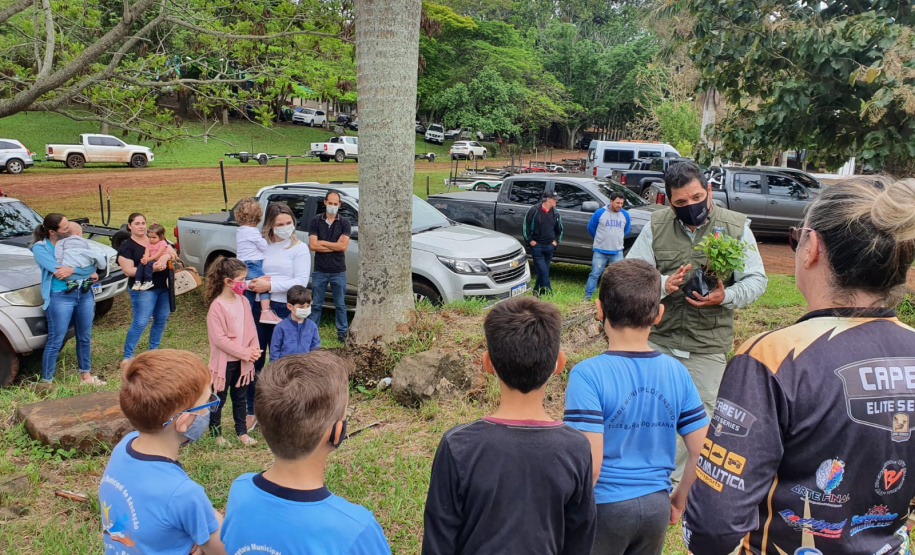 Rio Iguaçu recebe mais 310 mil peixes nativos juvenis. Foto: SEDEST