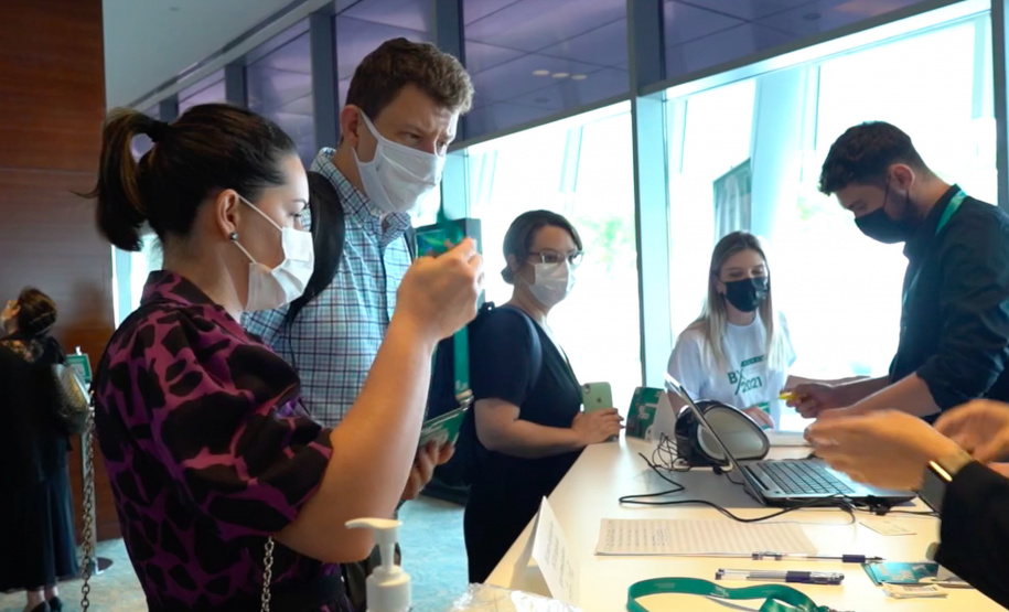 Governador e empresários paranaenses se reúnem com investidores em Dubai. Foto: Governo do Paraná