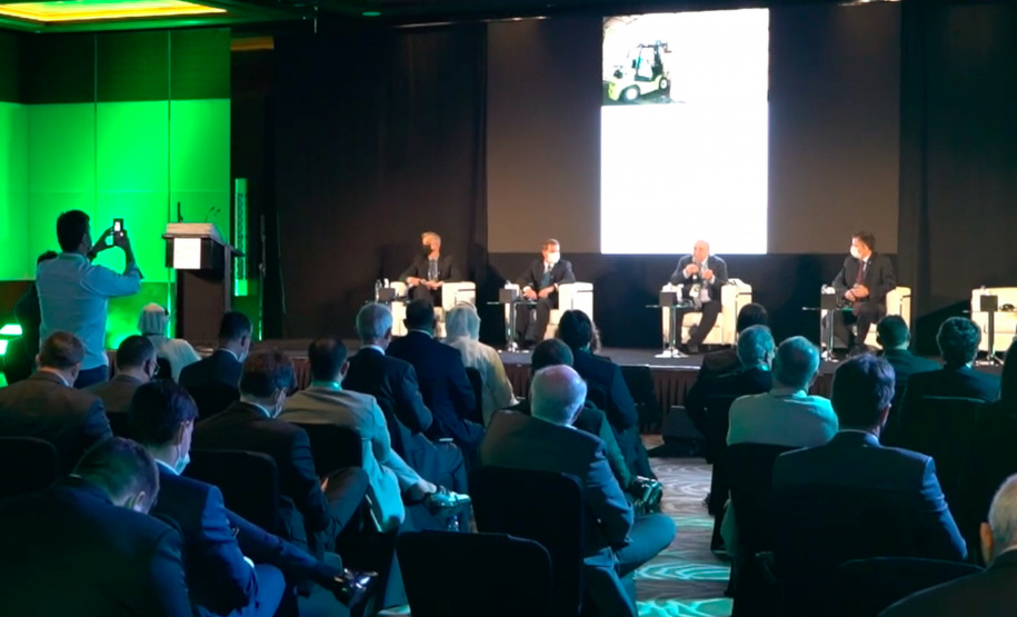 Governador e empresários paranaenses se reúnem com investidores em Dubai. Foto: Governo do Paraná