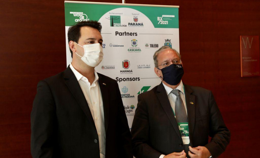 Paraná e Câmara de Comércio Árabe-Brasileira formalizam acordos para intensificar a parceria. Foto: Governo do Paraná