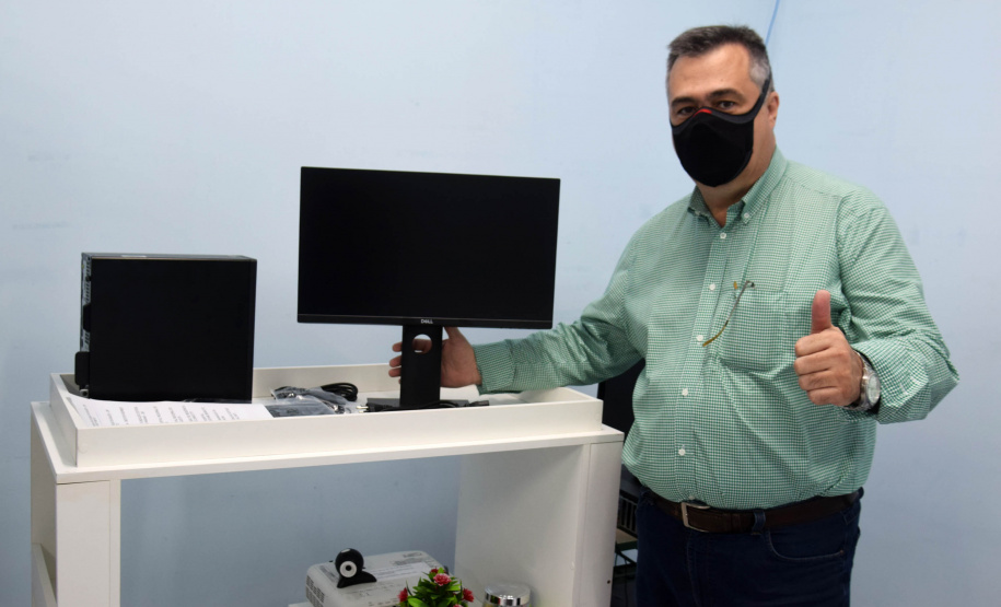 A Secretaria de Estado da Saúde (Sesa) assinou um termo de cooperação técnico científica nesta quarta-feira (13) para implantação e desenvolvimento de atividades de ensino, pesquisa e expansão no Hospital Regional do Litoral (HRL) de Paranaguá, em parceria com a Universidade Estadual do Paraná (Unespar). - Paranaguá, 13/10/2021  -  Foto: Américo Antonio/SESA