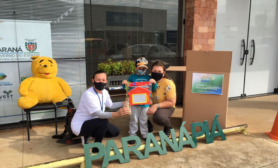 GUARAPUAVA  - O Instituto Água e Terra (IAT), vinculado à Secretaria do Desenvolvimento Sustentável e do Turismo (Sedest) aderiu à campanha estadual Paraná Piá. No balanço, divulgado nesta quarta-feira (13), o IAT relata a arrecadação de 4376 brinquedos. - Curitiba, 13/10/2021 - Foto: SEDEST