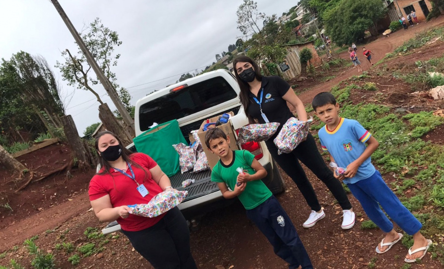 PITANGA -  O Instituto Água e Terra (IAT), vinculado à Secretaria do Desenvolvimento Sustentável e do Turismo (Sedest) aderiu à campanha estadual Paraná Piá. No balanço, divulgado nesta quarta-feira (13), o IAT relata a arrecadação de 4376 brinquedos. - Curitiba, 13/10/2021 - Foto: IAT