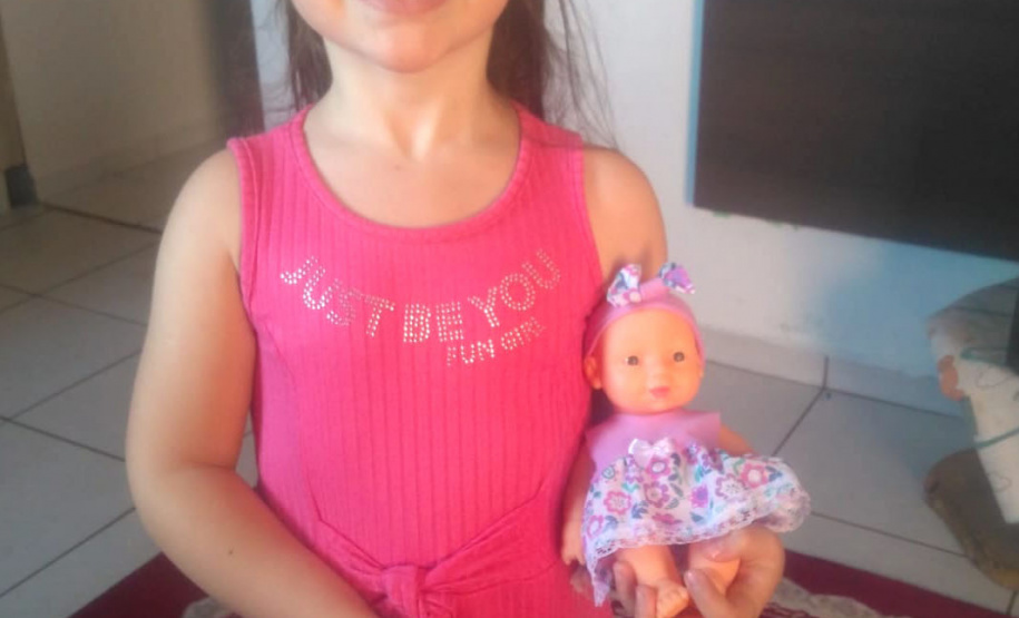 PONTA GROSSA - O Instituto Água e Terra (IAT), vinculado à Secretaria do Desenvolvimento Sustentável e do Turismo (Sedest) aderiu à campanha estadual Paraná Piá. No balanço, divulgado nesta quarta-feira (13), o IAT relata a arrecadação de 4376 brinquedos. - Curitiba, 13/10/2021 - Foto: IAT