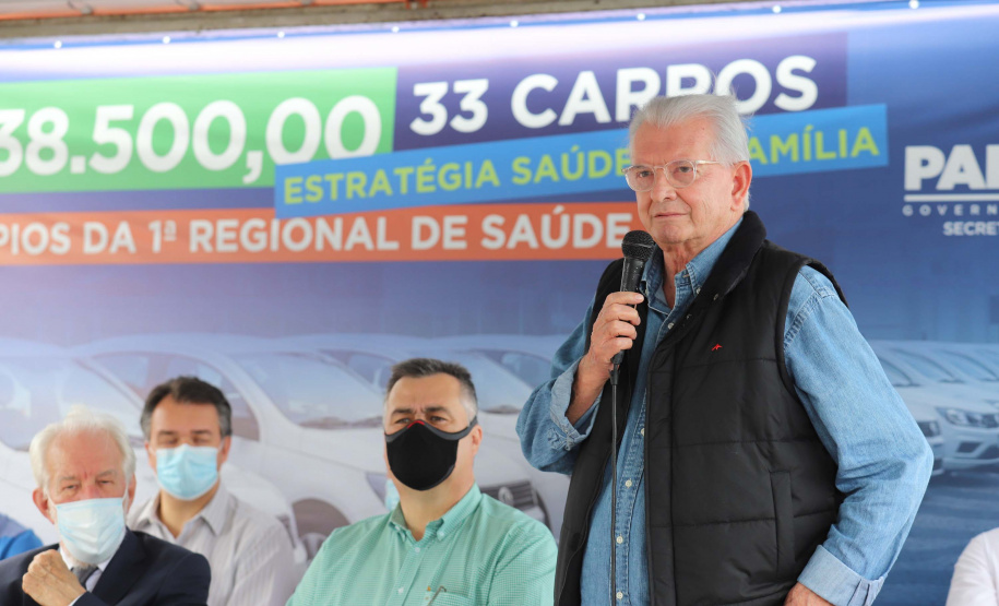 O governador em exercício Darci Piana e o secretário estadual da Saúde, Beto Preto, entregam nesta quarta-feira (13),  veículos da Estratégia da Saúde da Família aos municípios da 1ª Regional de Saúde de Paranaguá, além de computadores para renovação e modernização do parque tecnológico da Sesa. Na foto, deputado Nelson Justus.  13/10/2021 - Foto: Geraldo Bubniak/AEN