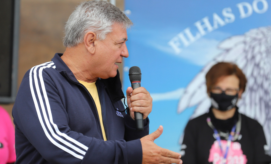 O governador em exercício Darci Piana participa nesta quinta-feira (14), da abertura da Expedição Filhas do Paraná - Rota deMototurismo no Palacio Iguaçu . Na foto, Superintendente Geral do Esporte Helio  Wirbiski  14/10/2021 - Foto: Geraldo Bubniak/AEN