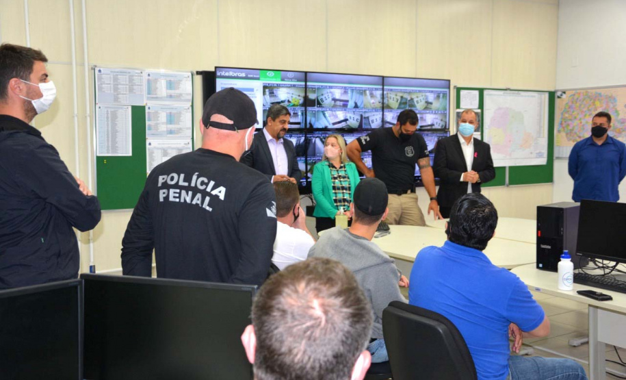 Servidores do sistema prisional recebem treinamento na área de inteligência - Curitiba, 14/10/2021 - Foto: DEPEN-PR