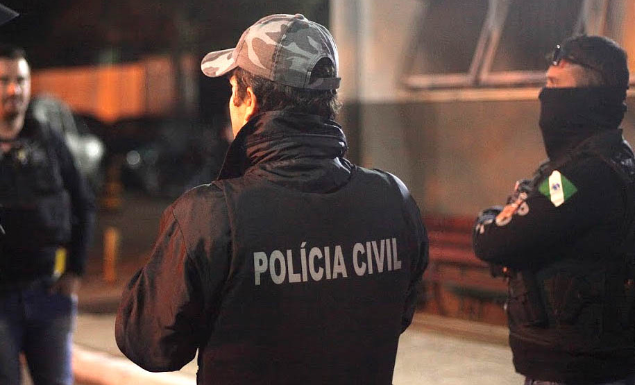 Polícia Civil prende oito envolvidos em associação criminosa ligada ao tráfico de drogas em dez cidades do estado
- Curitiba, 14/10/2021 - foto: PCPR