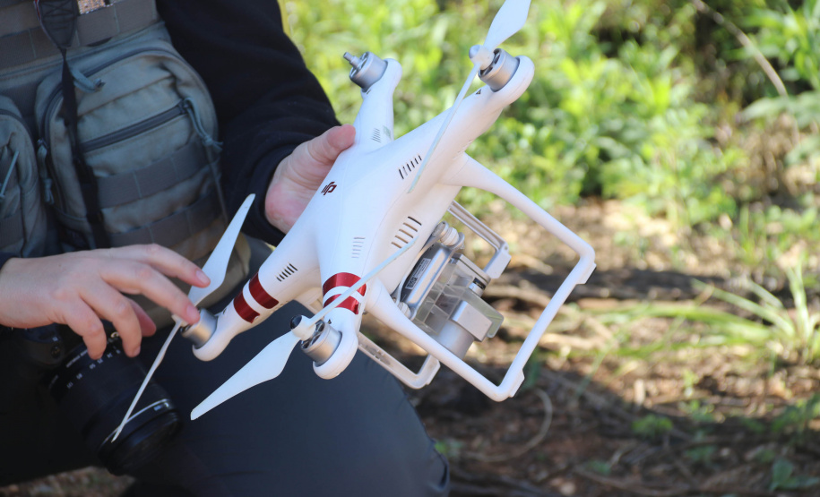 A Seção de Crimes Ambientais, vinculada ao Instituto de Criminalística da Polícia Científica do Paraná, desde a sua criação, em dezembro de 2019, tem atuado com peritos criminais, especialistas na área, com intuito de comprovar a prática de condutas criminosas contra a fauna, a flora e à natureza no geral. - Curitiba, 14/10/2021 - Foto: SESP-PR