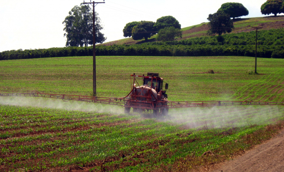 Decreto federal estabelece novas regras para registro e pesquisa de agrotóxicos  -  Curitiba, 15/10/2021 - Foto: Adapar