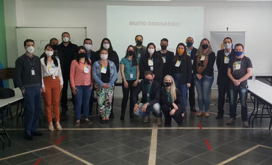 A Fomento Paraná deu início a uma rodada de seis Encontros Regionais de Agentes de Crédito ao longo do mês de outubro, em parceria com o Sebrae/PR. Os eventos são presenciais, seguindo os protocolos sanitários, e foram possibilitados a partir do avanço da vacinação da população paranaense contra a covid-19. - Curitiba, 15/10/2021 - Foto: Fomento Paraná