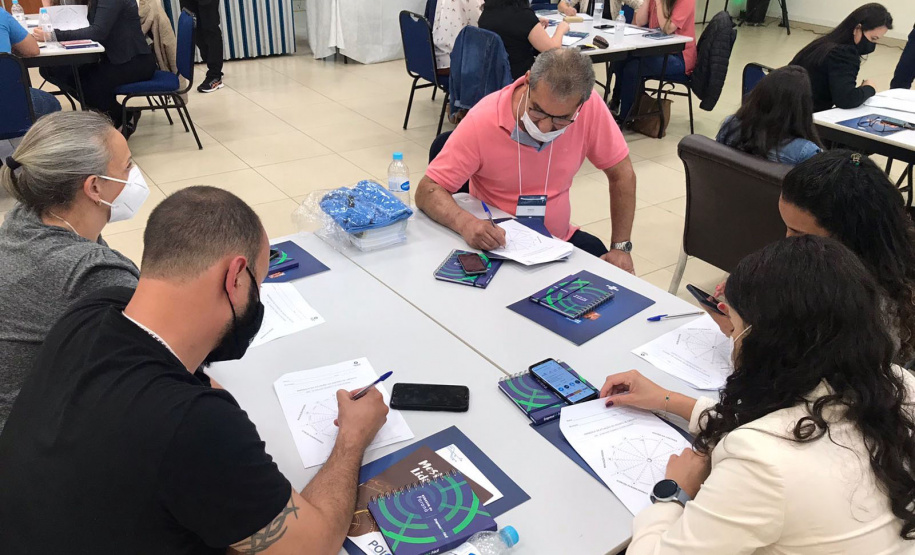 A Fomento Paraná deu início a uma rodada de seis Encontros Regionais de Agentes de Crédito ao longo do mês de outubro, em parceria com o Sebrae/PR. Os eventos são presenciais, seguindo os protocolos sanitários, e foram possibilitados a partir do avanço da vacinação da população paranaense contra a covid-19. - Curitiba, 15/10/2021 - Foto: Fomento Paraná