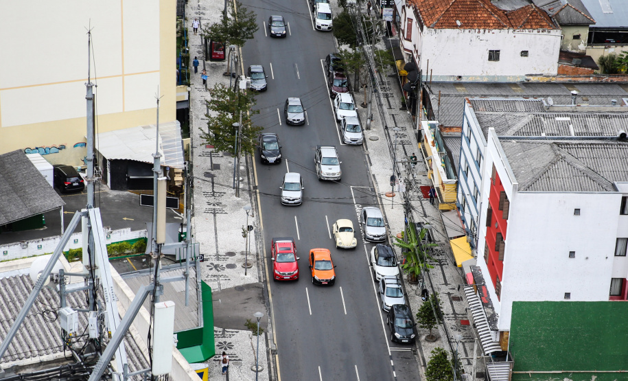 Transito Curitiba, carros, centro, Area calma