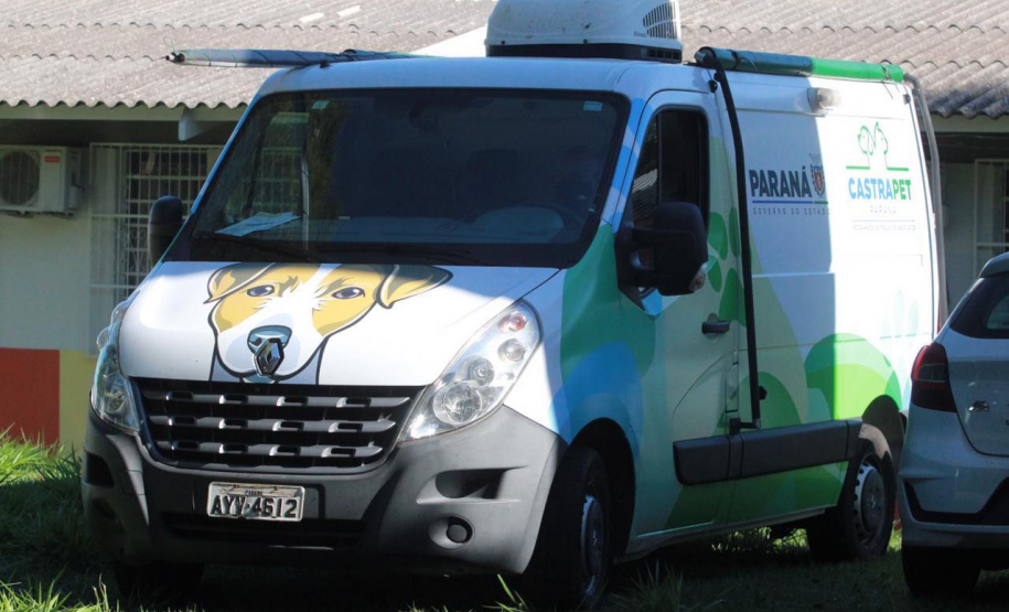 Em três municípios do Norte Pioneiro do Estado, 463 animais são aguardados para o Programa Permanente de Esterilização de Cães e Gatos ? CastraPet Paraná até o final deste mês. A ação é promovida pela Secretaria do Desenvolvimento Sustentável e do Turismo (Sedest), em parceria com os municípios, que realizam o cadastro das famílias beneficiadas. - Curitiba, 18/10/2021 - Foto: SEDEST