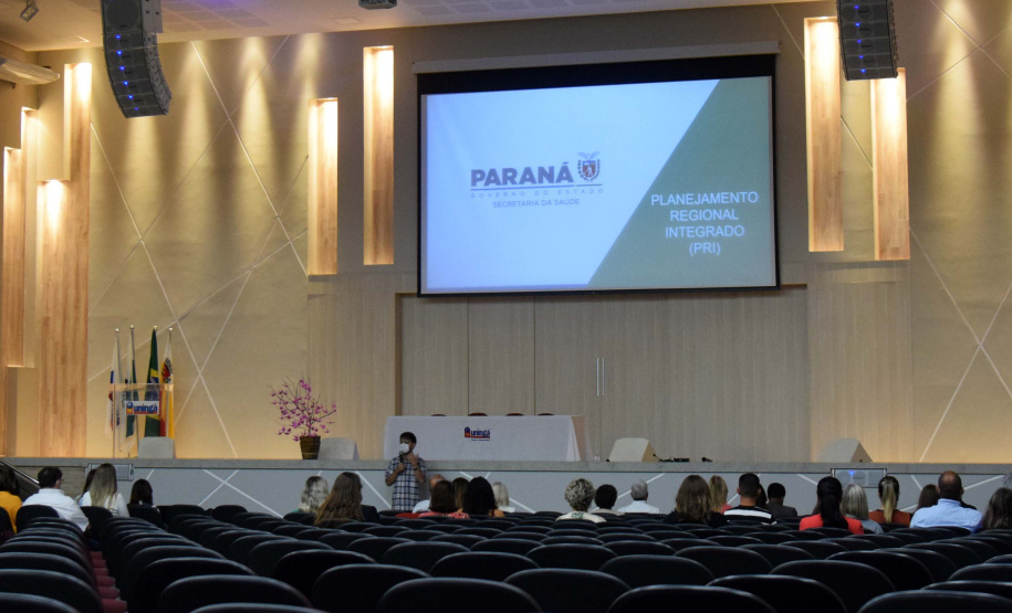A Secretaria de Estado da Saúde (Sesa) iniciou a segunda etapa do Planejamento Regional Integrado (PRI) nesta segunda-feira (18), em encontro presencial realizado no município de Maringá, com as Regionais de Saúde da abrangência da Macrorregião Noroeste.Foto: Américo Antonio/SESA
