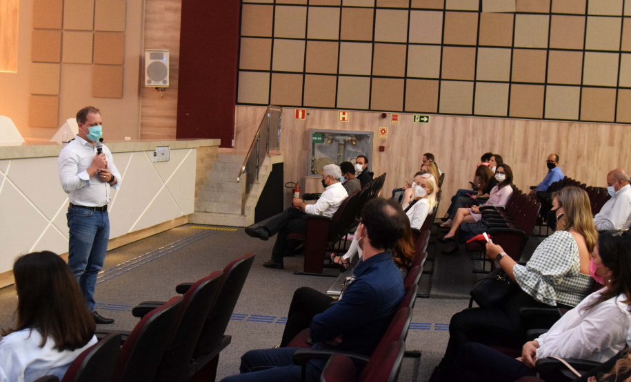 A Secretaria de Estado da Saúde (Sesa) iniciou a segunda etapa do Planejamento Regional Integrado (PRI) nesta segunda-feira (18), em encontro presencial realizado no município de Maringá, com as Regionais de Saúde da abrangência da Macrorregião Noroeste.Foto: Américo Antonio/SESA