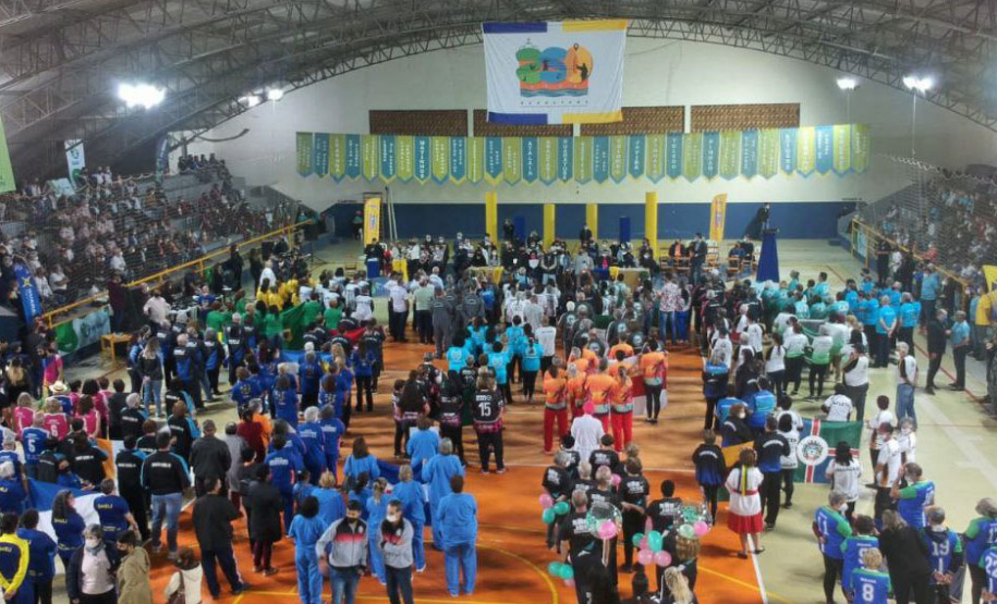 Cerimônia de abertura da 15ª edição dos Jogos de Integração do Idoso (JIIDOS). -  Guaratuba, 18/10/2021 - Foto: Clóvis Santos/ Esporte Paraná
