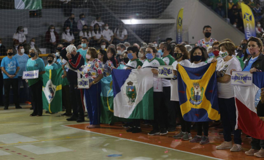 Cerimônia de abertura da 15ª edição dos Jogos de Integração do Idoso (JIIDOS). -  Guaratuba, 18/10/2021 - Foto: Clóvis Santos/ Esporte Paraná