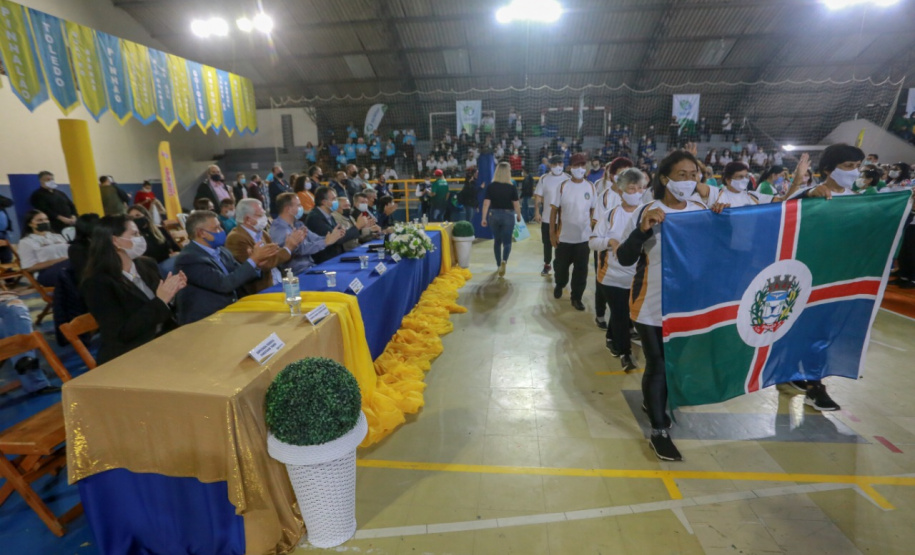 Abertura dos Jogos da Integração do Idoso, em Guaratuba. Foto: Valdelino Pontes/AEN
