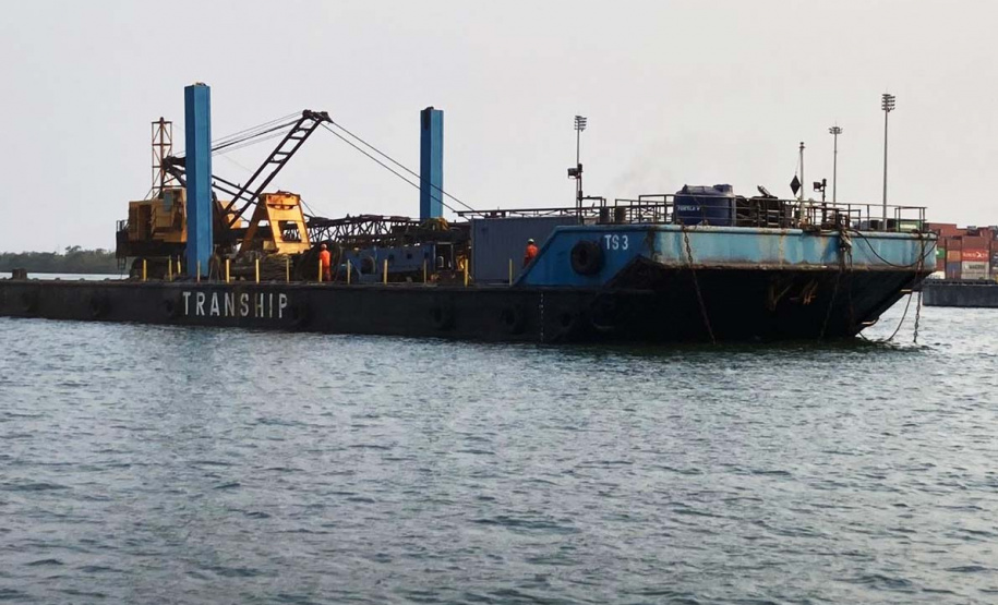 Rochas resultantes da derrocagem da Pedra da Palangana começam a ser removidas. Foto: Divulgação/Consórcio Boskalis, Fabio-Bruno, SLI e DEC