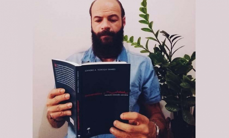 A obra Psicanálise e Musicalidades: sublimação, invocações, laço social (Editora Unifesp, 2020) foi indicada como finalista no 7º Prêmio da Associação Brasileira de Editoras Universitárias (ABEU) 2021