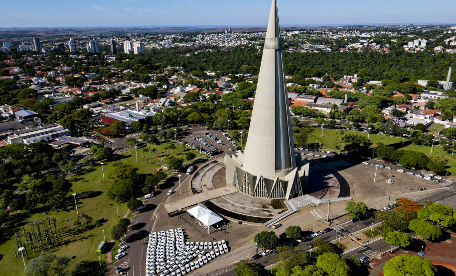 O governador Carlos Massa Ratinho Junior entrega 83 veículos para a Regional de Saúde de Maringá. Gilson Abreu/AEN