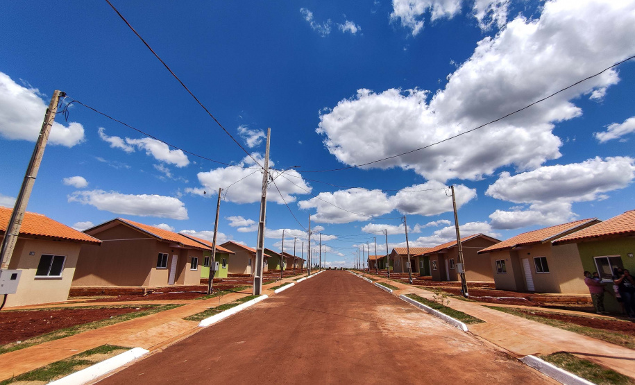 Governador Carlos Massa Ratinho Junior entrega casas em Marumbi. Foto: Jonathan Campos/AEN