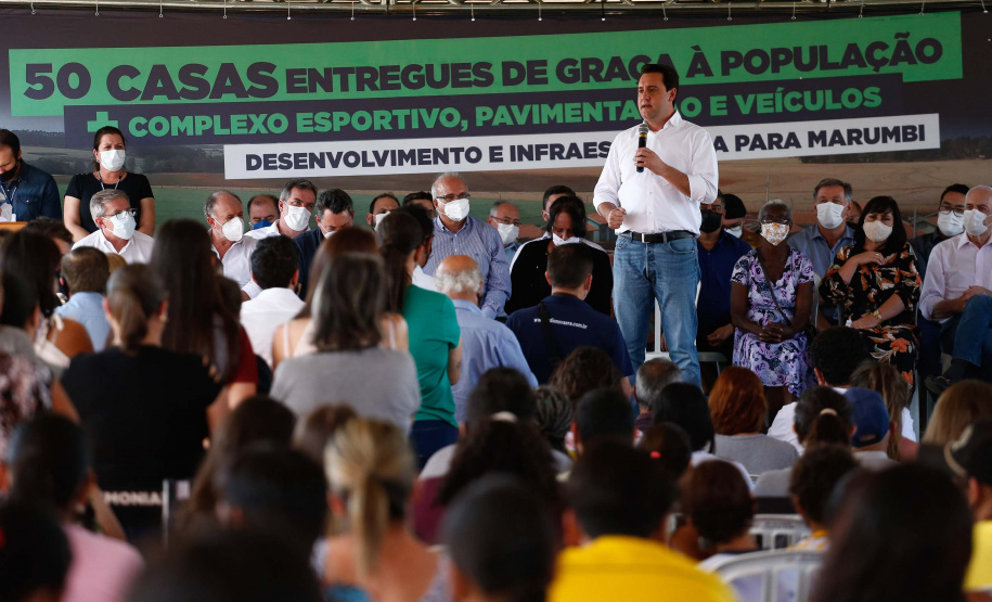 Governador Carlos Massa Ratinho Junior entrega casas em Marumbi. Foto: Jonathan Campos/AEN