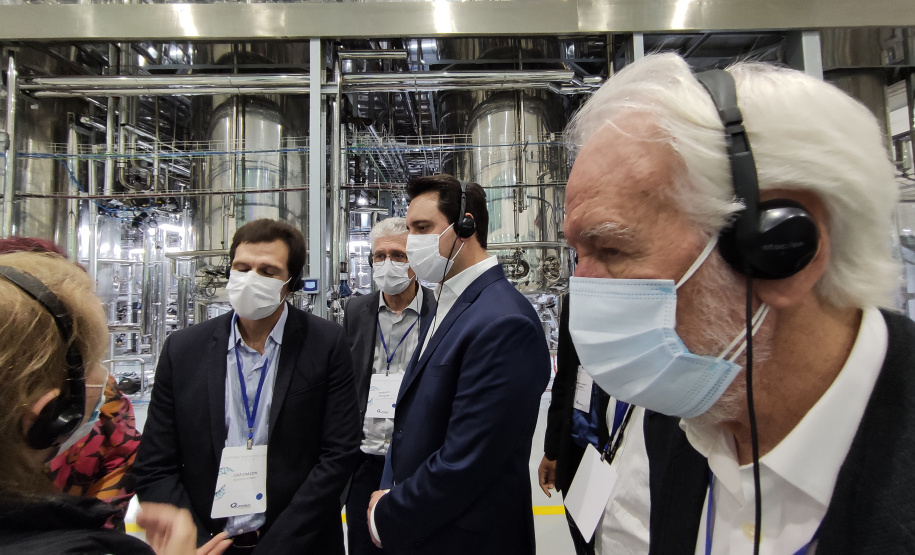 O governador Carlos Massa Ratinho Junior participou nesta quinta-feira (21) em Mandaguari, na Região Norte, da inauguração da nova planta da SuperBAC, empresa especializada em soluções biotecnológicas de alta performance para os segmentos de agricultura, saneamento, óleo e gás e bens de consumo. - Mandaguari, 21/10/2021 - Foto: Jonathan Campos/AEN