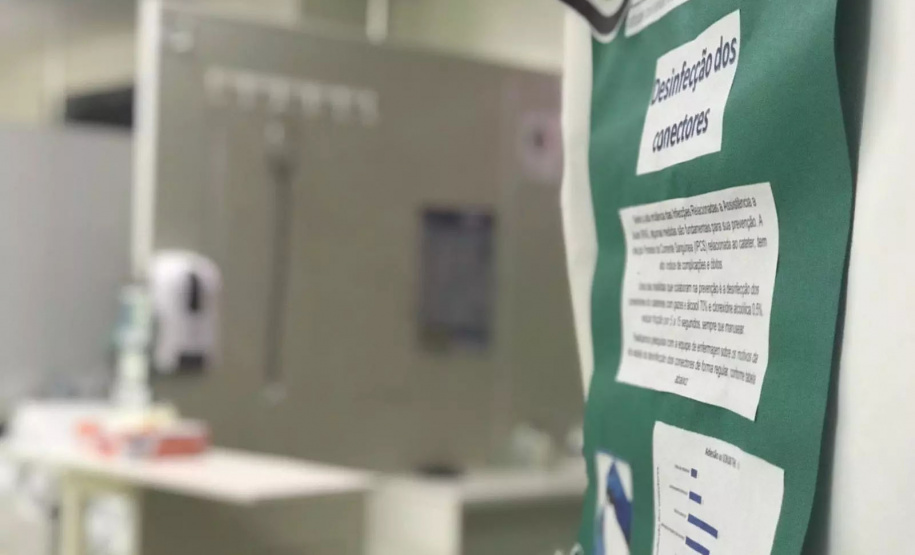 O Hospital Universitário do Oeste do Paraná (Huop) foi selecionado pelo Ministério da Saúde para participar do projeto “Saúde em Nossas Mãos”. O objetivo é estudar medidas que auxiliem na prevenção de infecções, e assim, melhorar a segurança do paciente. - Cascavel, 21/10/2021 - Foto: HUOP