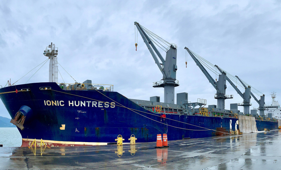 Chuva acima da média em outubro impacta nas operações portuárias no Paraná -  Paranaguá, 21/10/2021 - Foto: Cláudio Neves/Arquvo Portos do Paraná