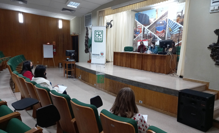 Abertura de envelopes de preços da licitação do projeto de ampliação da PR-317 - lote 01 - Curitiba, 21/10/2021 - Foto: DER-PR