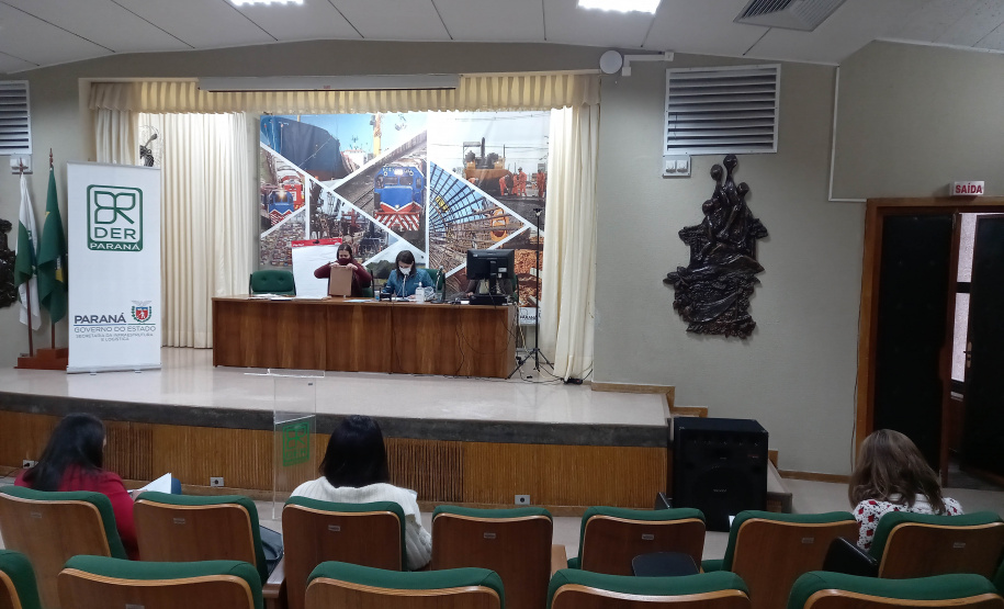 Abertura de envelopes de preços da licitação do projeto de ampliação da PR-317 - lote 01 - Curitiba, 21/10/2021 - Foto: DER-PR