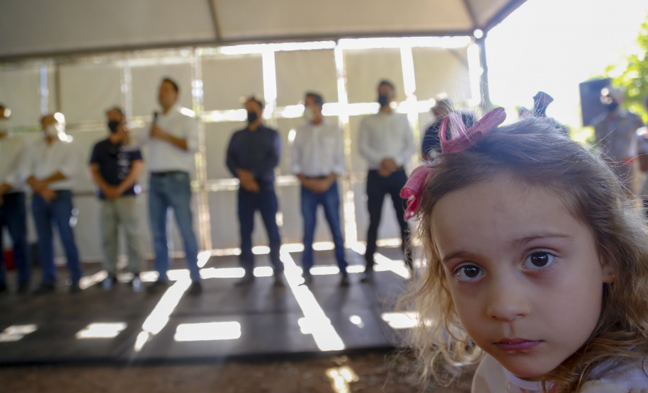 21.10.2021 - Governador Carlos Massa Ratinho Junior promove a soltura de 20 mil dourados no rio Ivai em Ivatuba.
Foto Gilson Abreu/AEN