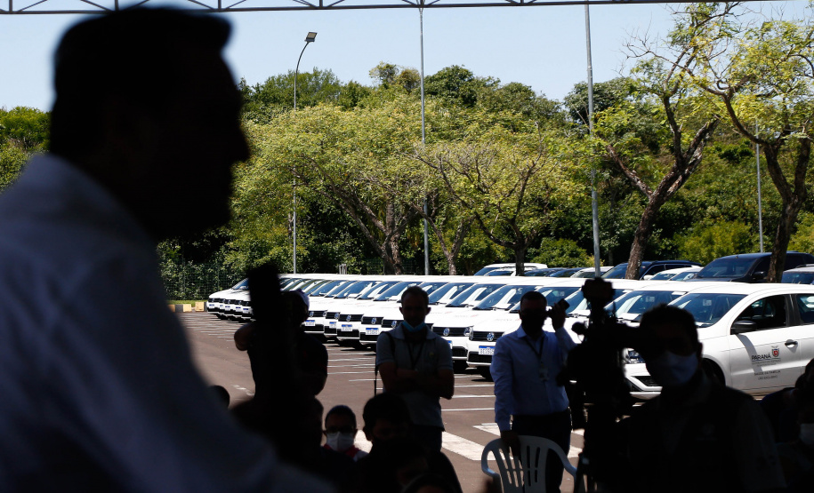 Governador Carlos Massa Ratinho Junior entrega 48 veículos para a Regional da Saúde de Foz do Iguaçu - Foz do Iguaçu, 22/10/2021  - Foto: Jonathan Campos /AEN