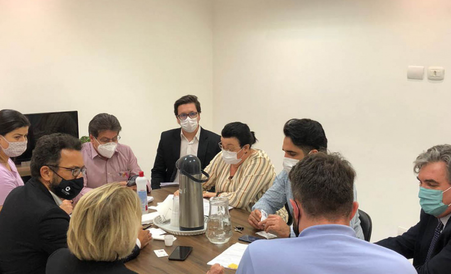 MARINGÁ - Em mais uma rodada de visitas da diretoria da Fomento Paraná em busca de novas parcerias, odiretor-presidente da instituição financeira estadual, Heraldo Neves, o diretor de Mercado,Vinícius Rocha, e a assessora Emilia Belinati percorreram municípios da região de Umuarama,no noroeste do estado, nesta quinta e sexta (21 e 22). - Curitiba, 22/10/2021 - Foto: Fomento Paraná