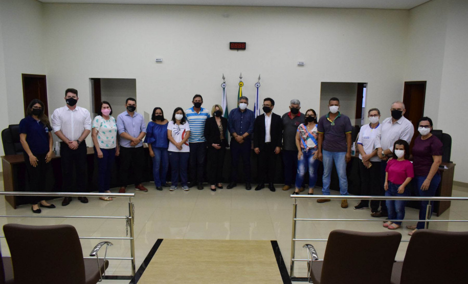 PIQUIRI - Em mais uma rodada de visitas da diretoria da Fomento Paraná em busca de novas parcerias, odiretor-presidente da instituição financeira estadual, Heraldo Neves, o diretor de Mercado,Vinícius Rocha, e a assessora Emilia Belinati percorreram municípios da região de Umuarama,no noroeste do estado, nesta quinta e sexta (21 e 22). - Curitiba, 22/10/2021 - Foto: Fomento Paraná