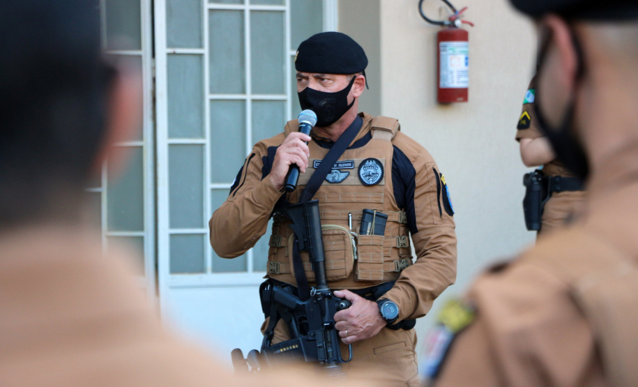 Com o reforço do efetivo administrativo, a Polícia Militar desencadeou a Operação Fecha Quartel III na Capital e em todo o Estado do Paraná nesta sexta-feira (22/10). Apenas em Curitiba e na Região Metropolitana, mais de 270 policiais estão nas ruas, além do efetivo já aplicado no policiamento ordinário, reforçando o patrulhamento nas áreas comerciais, residenciais e com maior índice de ocorrências. - Curitiba, 22/10/2021 - Foto: Soldado Ismael Ponchio