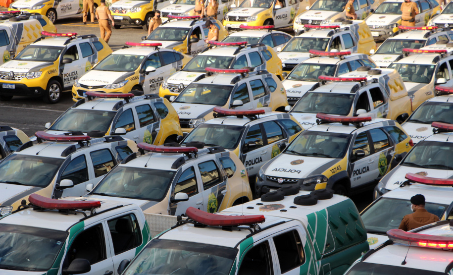 Com o reforço do efetivo administrativo, a Polícia Militar desencadeou a Operação Fecha Quartel III na Capital e em todo o Estado do Paraná nesta sexta-feira (22/10). Apenas em Curitiba e na Região Metropolitana, mais de 270 policiais estão nas ruas, além do efetivo já aplicado no policiamento ordinário, reforçando o patrulhamento nas áreas comerciais, residenciais e com maior índice de ocorrências. - Curitiba, 22/10/2021 - Foto: Soldado Ismael Ponchio