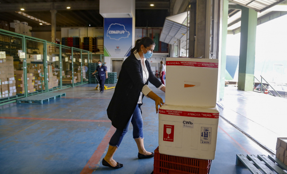 23.11.2021 Distribuição de Vacinas para regionais
Foto Gilson Abreu/AEN