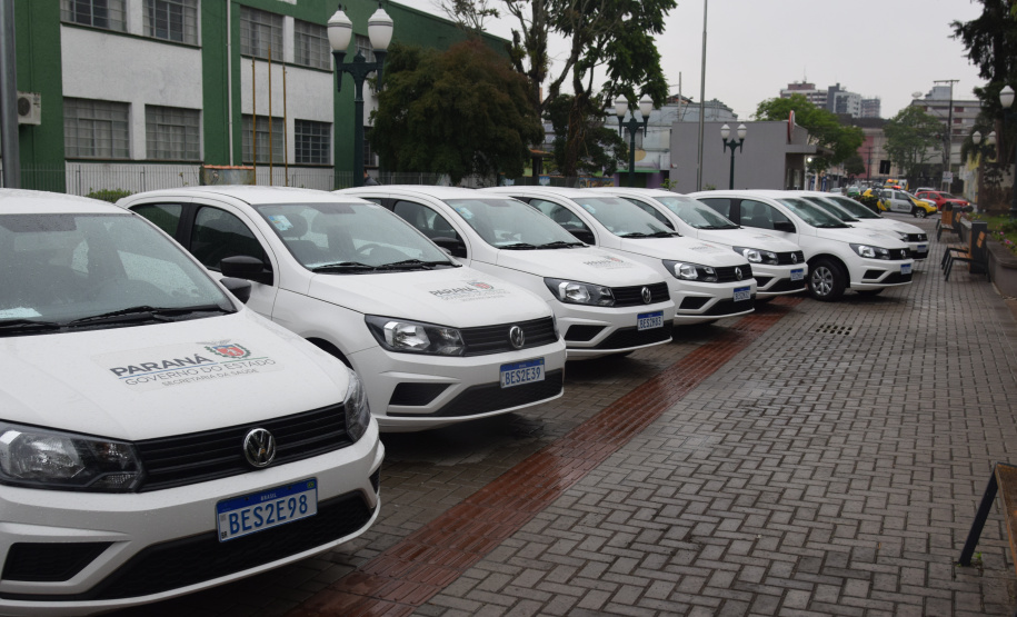 O Governo do Estado entregou 22 carros para os nove municípios da abrangência da 6ª Regional de Saúde de União da Vitória neste sábado (23). Esta é a quinta entrega dos 1.211 veículos adquiridos para reforço da Estratégia da Saúde da Família (ESF), em um investimento de mais de R$ 41,7 milhões exclusivos do Tesouro do Estado.
Foto: Américo Antonio/SESA